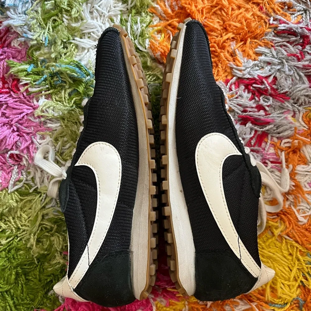 Nike Women's LD-1000 Sneaker